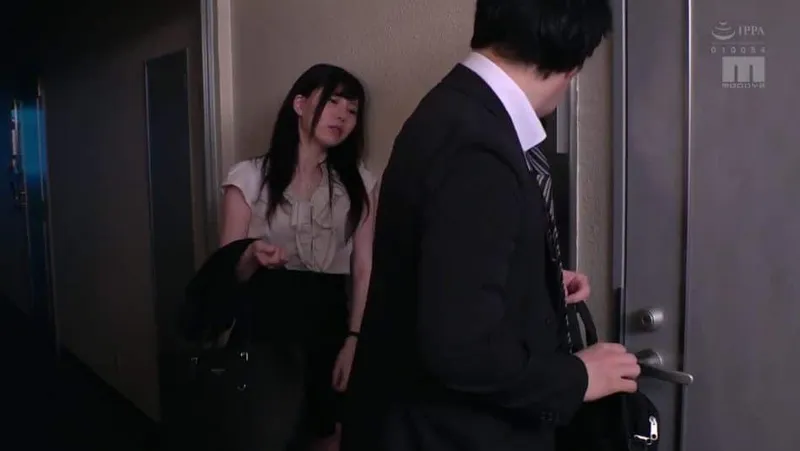 Vợ cạnh bên nhà nhận nhầm tôi là anh xã trong một hôm say xỉn